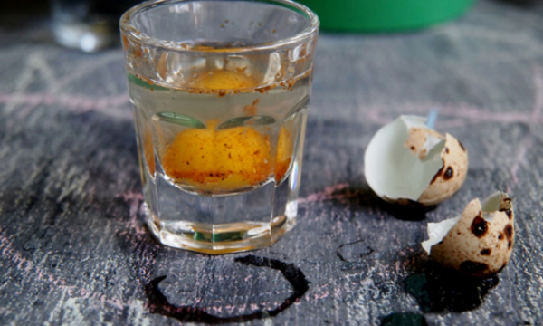 Какой напиток способен продлить молодость: вы все о нем знаете