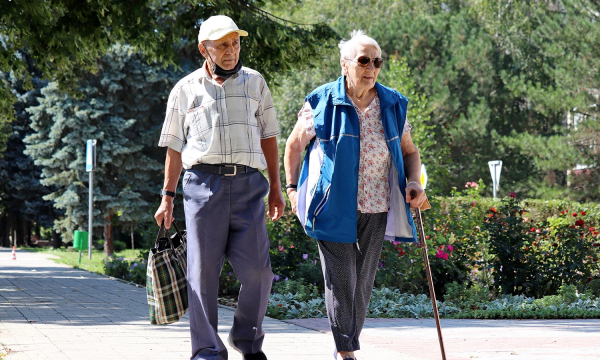 С 1 августа повысят пенсии: Кому будут платить больше и на сколько